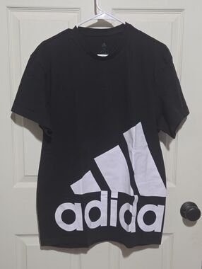 Adidas black t-shirt